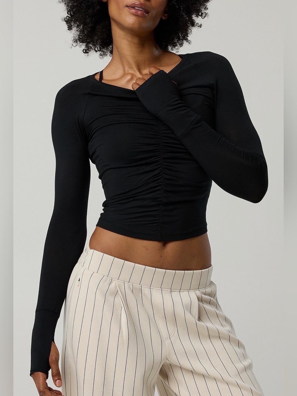 OFFLINE By Aerie Thumbs Up Ruched Long Sleeve T-Shirt, Black, sz L